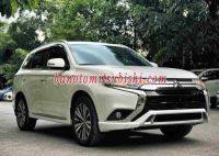 Cần bán gấp Mitsubishi Outlander 2.0 CVT đời 2023, màu Trắng