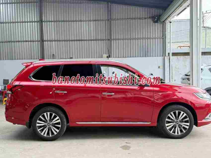 Cần bán nhanh Mitsubishi Outlander Premium 2.0 CVT 2022 cực đẹp