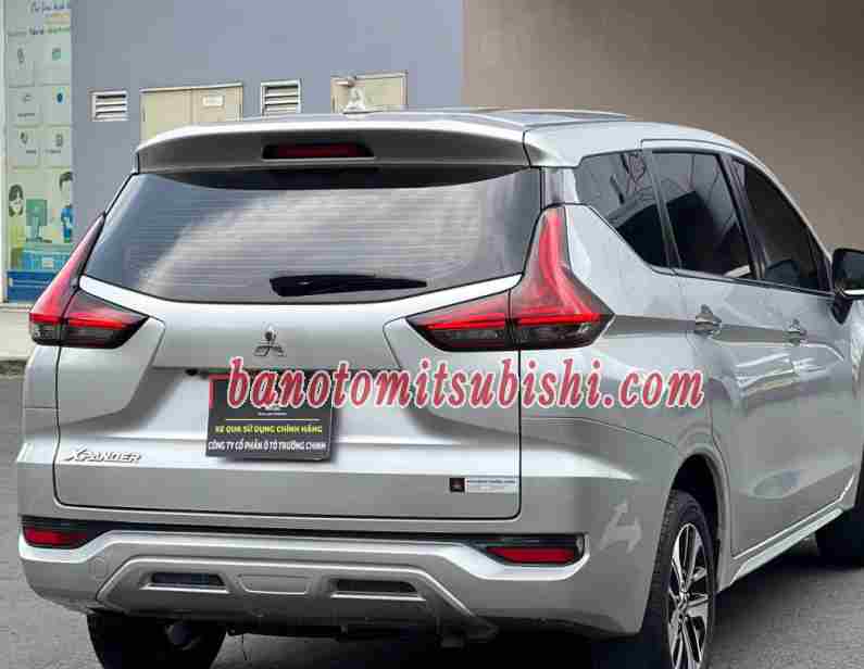 Cần bán xe Mitsubishi Xpander 1.5 AT màu Bạc 2019