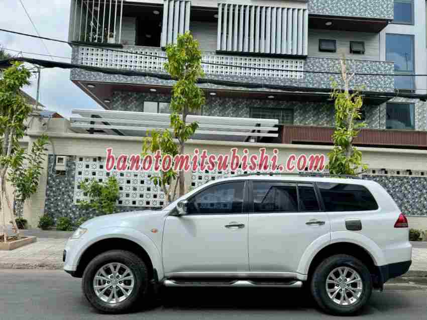Cần bán Mitsubishi Pajero Sport D 4x2 MT 2016 - Số tay