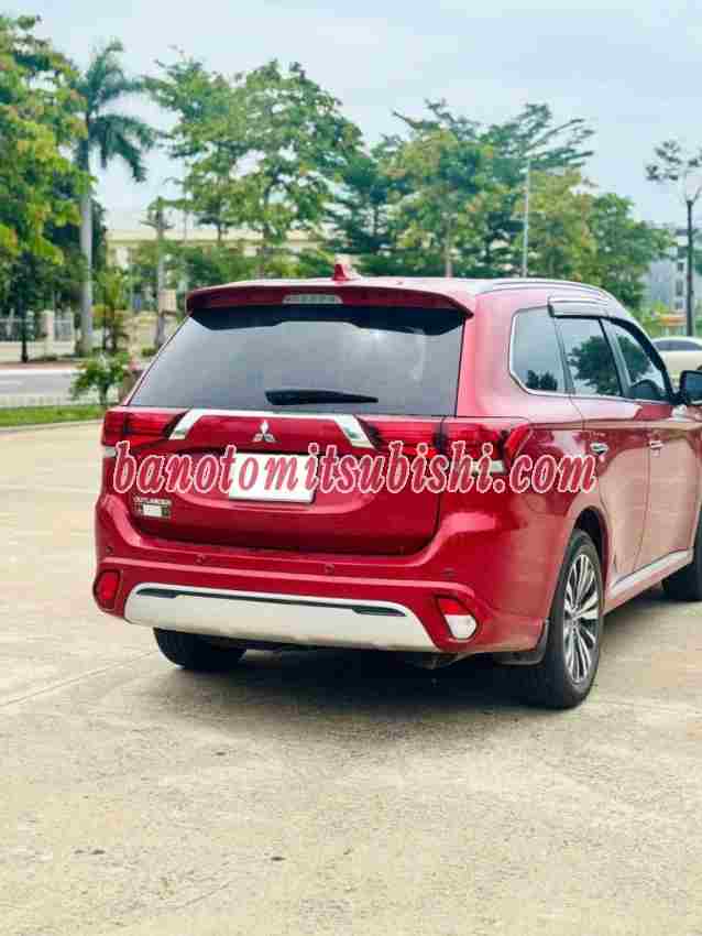 Bán Mitsubishi Outlander 2.0 CVT, màu Đỏ, Máy xăng, 2022