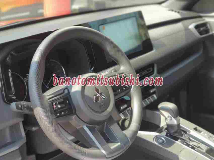 Mitsubishi Xforce GLX năm 2025