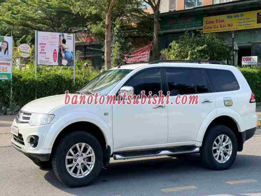 Cần bán xe Mitsubishi Pajero Sport D 4x2 MT 2016 Số tay màu Trắng