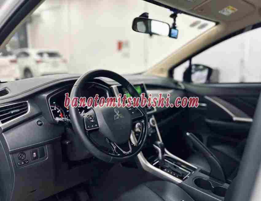 Cần bán Mitsubishi Xpander 1.5 AT Máy xăng 2020 màu Trắng