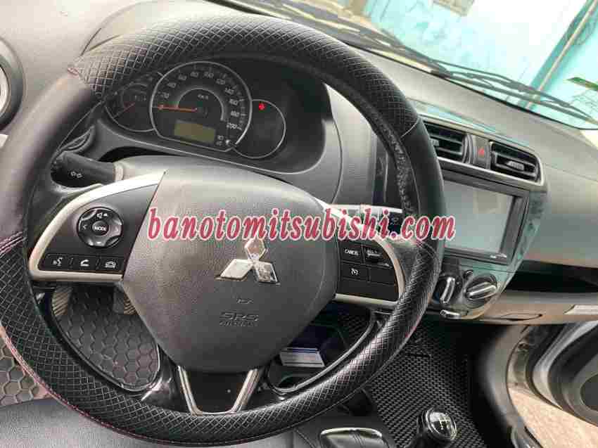 Cần bán gấp Mitsubishi Attrage 1.2 MT đời 2018, màu Bạc