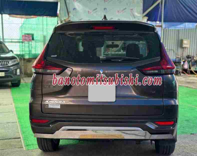 Cần bán gấp xe Mitsubishi Xpander 1.5 AT 2020 màu Nâu