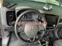Cần bán gấp xe Mitsubishi Outlander Premium 2.0 CVT năm 2022, màu Đen, Số tự động