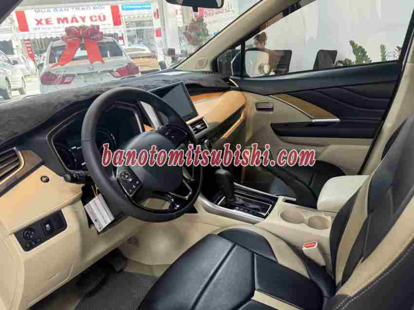 Cần bán xe Mitsubishi Xpander 1.5 AT màu Trắng 2019