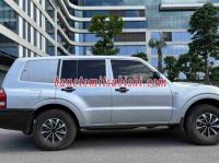 Cần bán xe Mitsubishi Pajero 3.0 năm 2005 màu Bạc cực đẹp