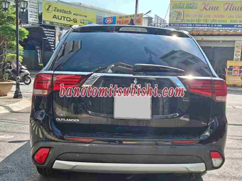 Mitsubishi Outlander 2.0 CVT 2017, xe đẹp, hết ý