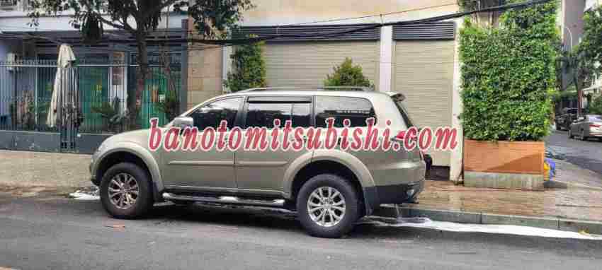 Bán Mitsubishi Pajero Sport G 4x2 AT 2015 - giá tốt