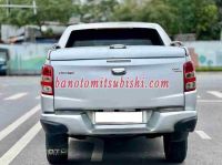 Cần bán gấp xe Mitsubishi Triton 4x2 AT năm 2016, màu Bạc, Số tự động