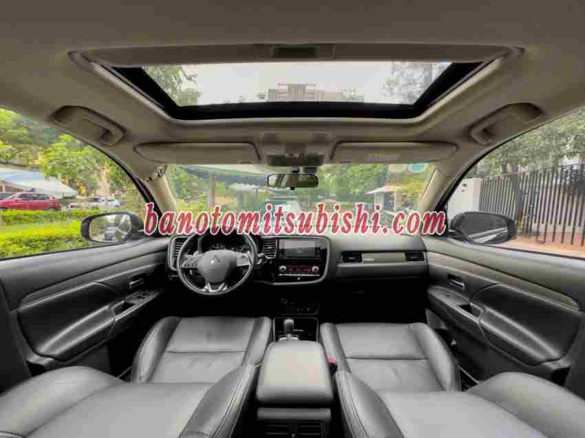 Cần bán Mitsubishi Outlander Premium 2.0 CVT đời 2021