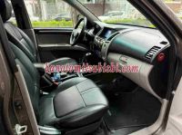 Cần bán gấp xe Mitsubishi Pajero Sport G 4x2 AT 2012 màu Nâu