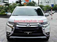 Cần bán nhanh Mitsubishi Outlander 2.0 CVT Premium 2019 cực đẹp