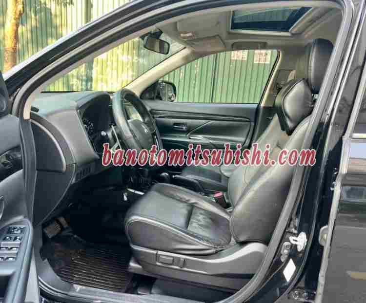 Cần bán Mitsubishi Outlander 2.0 CVT Premium đời 2019