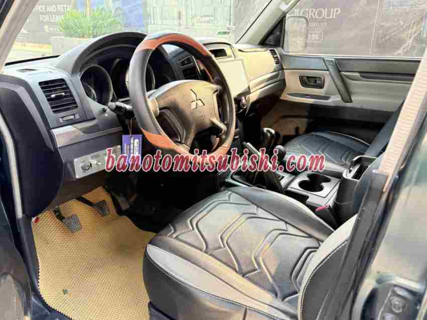Cần bán xe Mitsubishi Pajero Số tay 2008