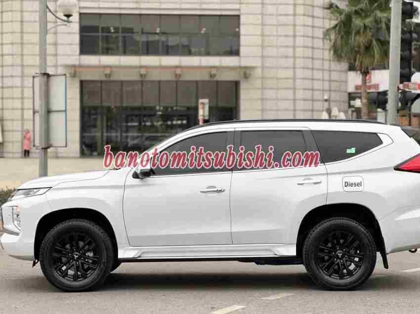 Cần bán gấp xe Mitsubishi Pajero Sport 2.4D 4x2 AT năm 2023, màu Trắng, Số tự động