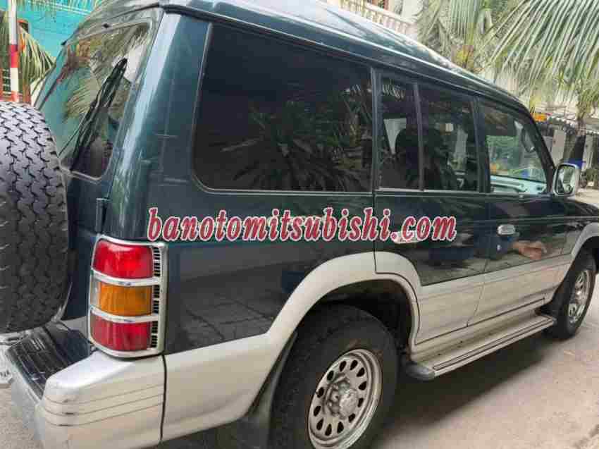 Cần bán xe Mitsubishi Pajero 3.0 sx 2006
