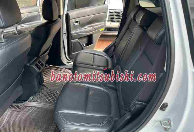 Mitsubishi Outlander Premium 2.0 CVT 2021 - Giá tốt