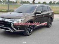 Cần bán gấp xe Mitsubishi Outlander 2.0 CVT 2021 màu Nâu