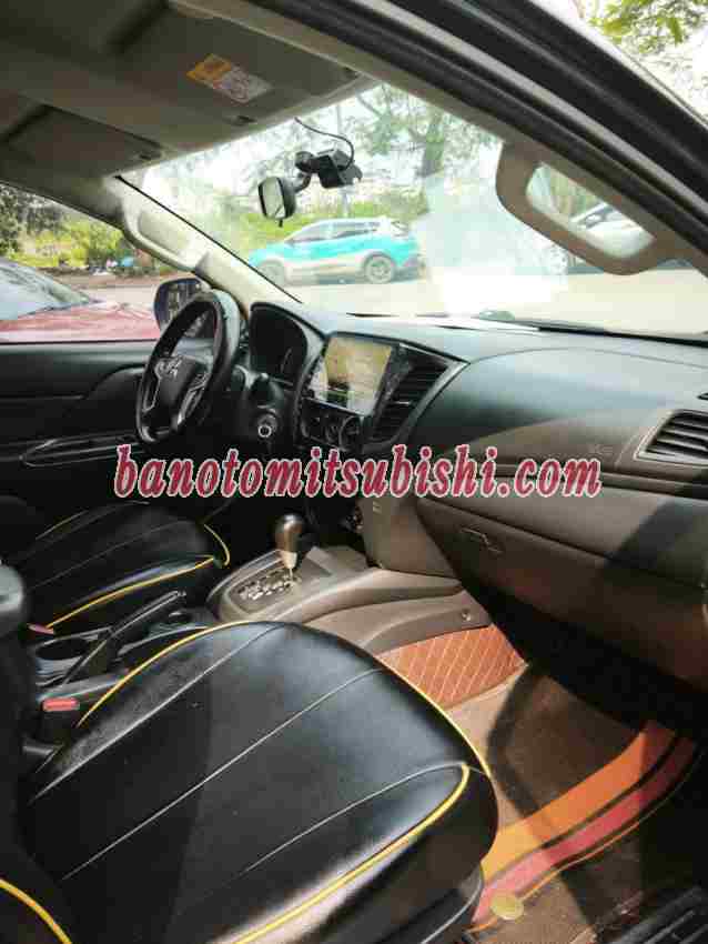 Bán Mitsubishi Triton 4x2 AT Mivec 2020 - Đen