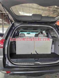 Cần bán gấp xe Mitsubishi Pajero Sport D 4x2 MT 2016 màu Xám