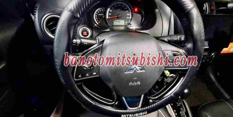Cần bán xe Mitsubishi Attrage Premium 1.2 CVT màu Trắng 2023