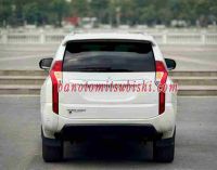 Cần bán xe Mitsubishi Pajero Sport 3.0G 4x2 AT năm 2017 màu Trắng cực đẹp