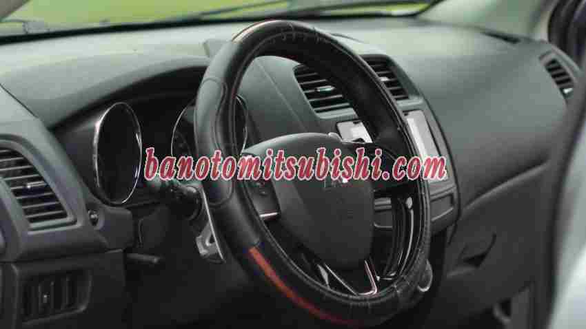 Mitsubishi Outlander Sport 2.0 CVT Premium model 2016 xe chuẩn hết ý