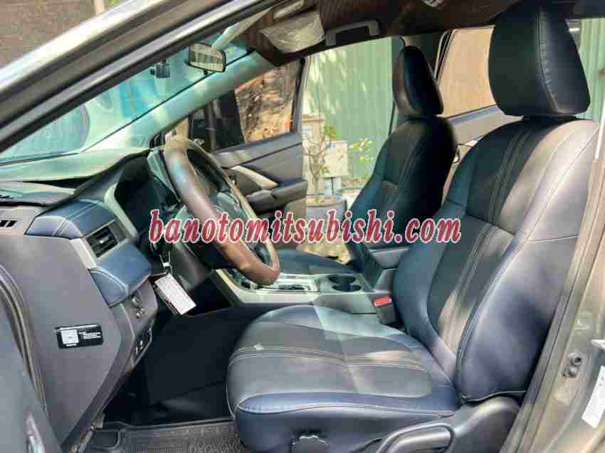 Cần bán xe Mitsubishi Xpander Cross 1.5 AT năm 2024 màu Xám cực đẹp