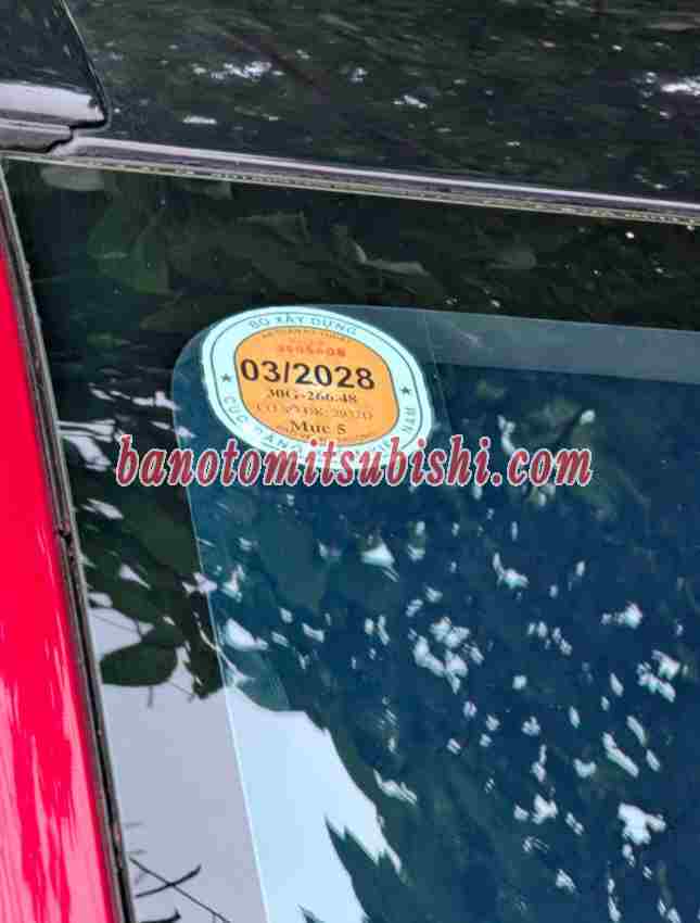 Cần bán gấp Mitsubishi Outlander 2.0 CVT Premium năm 2020 giá cực tốt