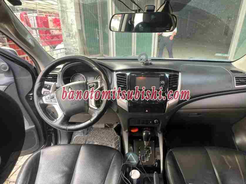 Mitsubishi Triton 4x2 AT Mivec 2017, xe đẹp, hết ý