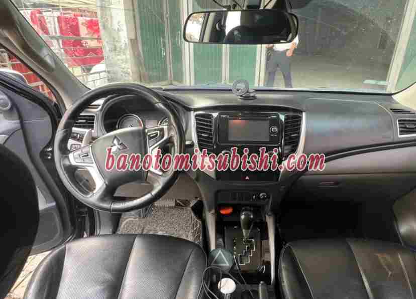 Bán Mitsubishi Triton 4x2 AT Mivec đời 2017 xe đẹp - giá tốt