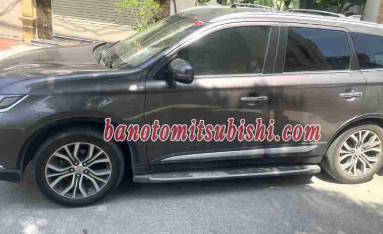 Mitsubishi Outlander 2018 Suv màu Nâu
