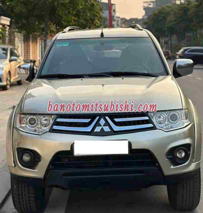 Cần bán Mitsubishi Pajero Sport D 4x2 MT Máy dầu 2016 màu Vàng