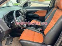 Cần bán gấp xe Mitsubishi Outlander 2.0 CVT năm 2019, màu Đen, Số tự động