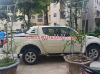 Bán Mitsubishi Triton GLS 4x4 AT đời 2013 xe đẹp - giá tốt