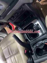 Cần bán gấp Mitsubishi Pajero 3.0 2006 - Xe đẹp - Giá tốt