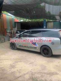Mitsubishi Grandis 2.4 AT 2005 giá cực tốt